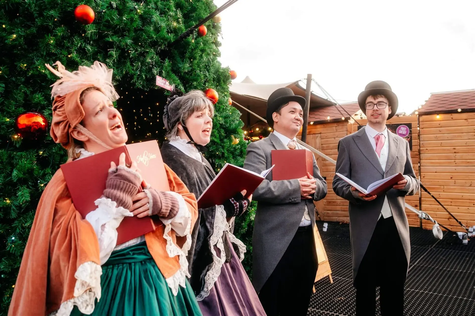 Singers, Christmas theme