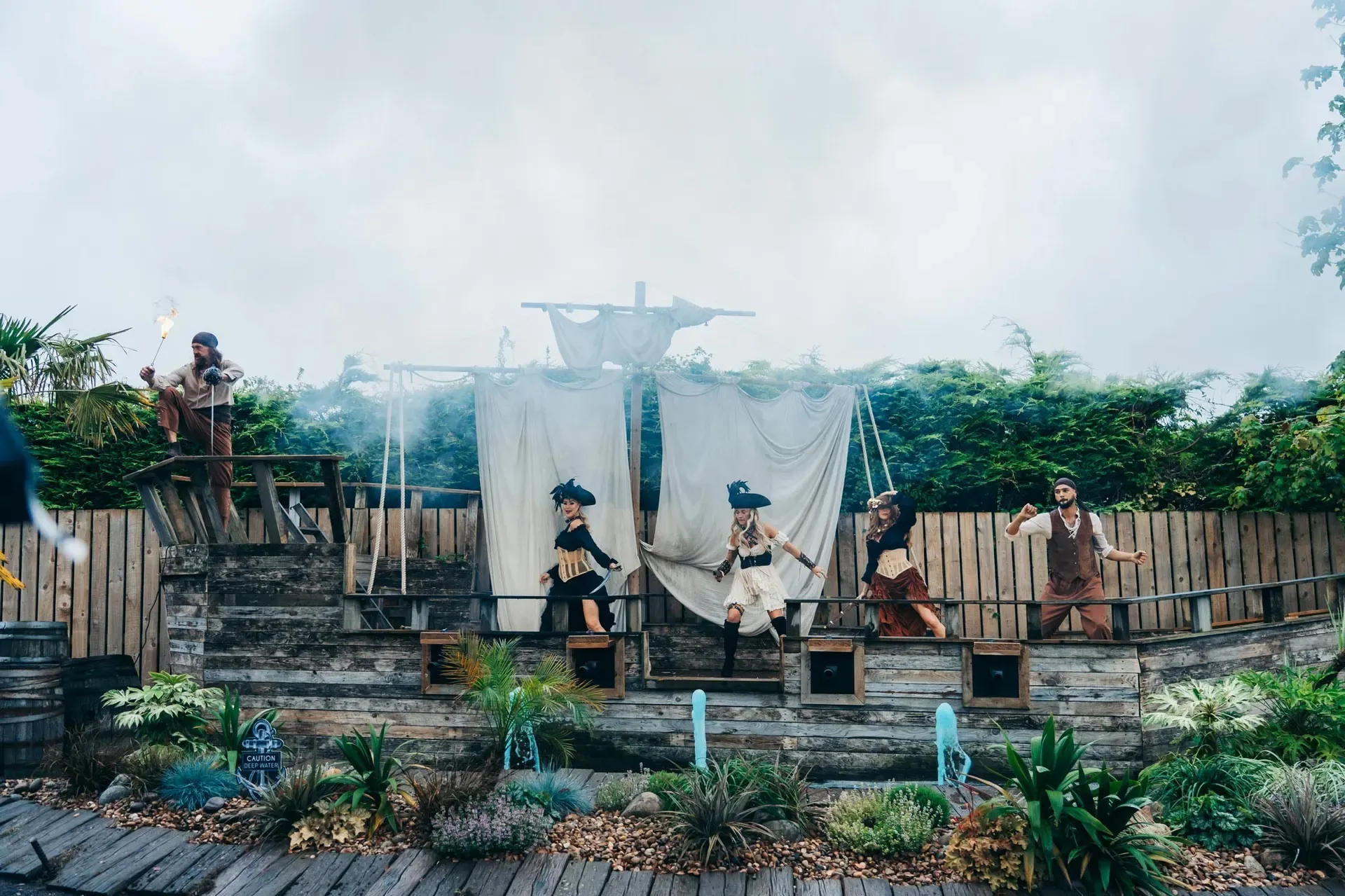 Walkabout Characters, Under The Sea theme