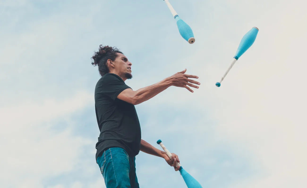 Contact Jugglers at a Party Central event near Looe