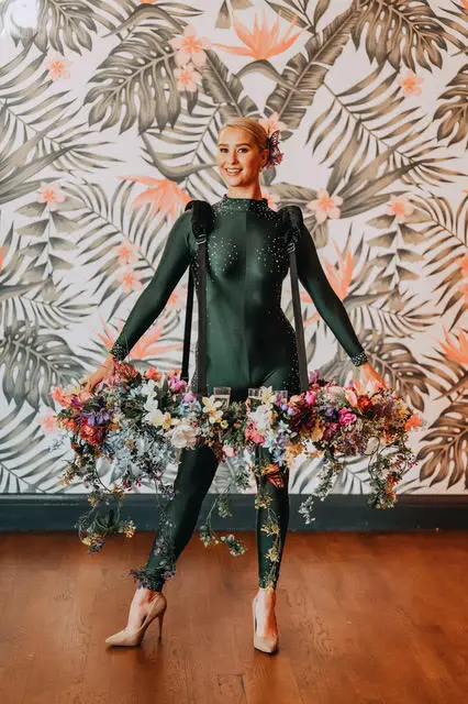 Floral LED table skirt: champagne walkers, enchanted garden theme
