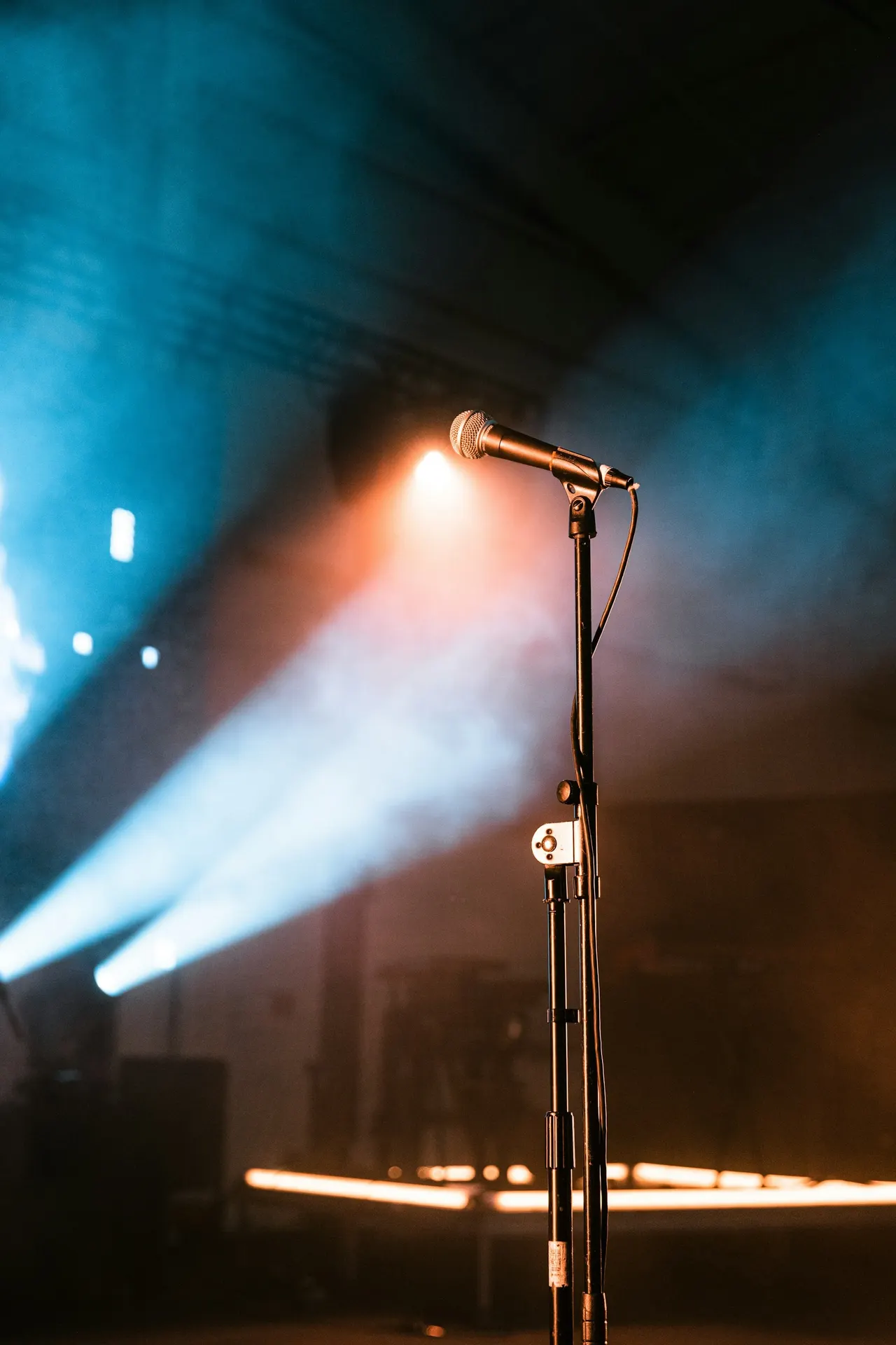 Comperes and mcs: comperes & mcs