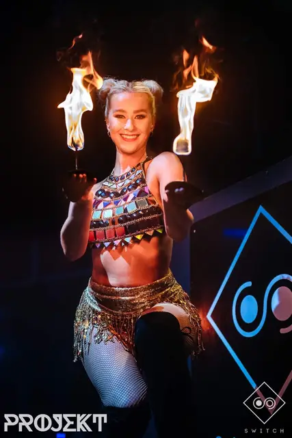 Fire palms: fire performers