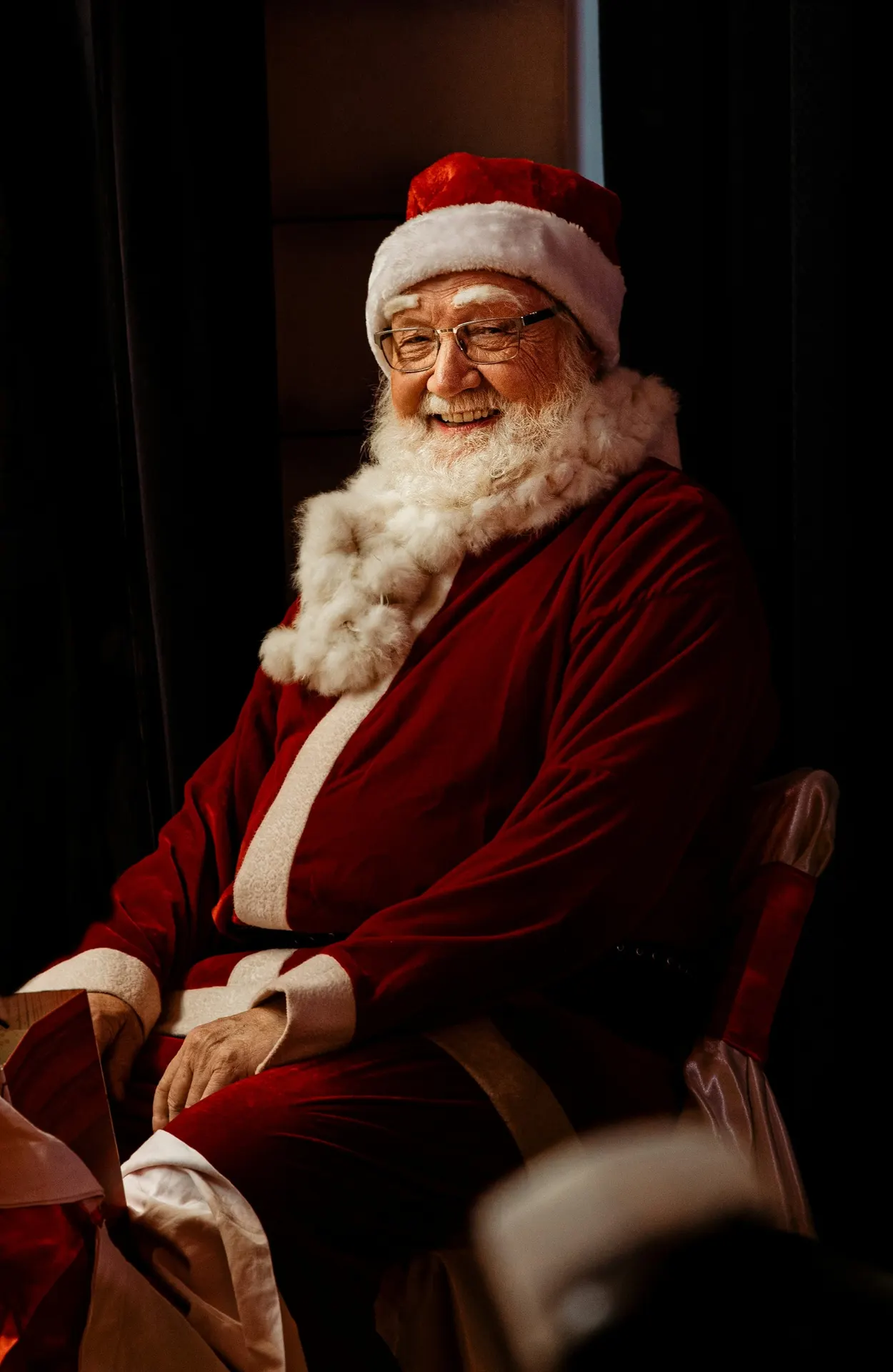 Santa and elves: santa & elves